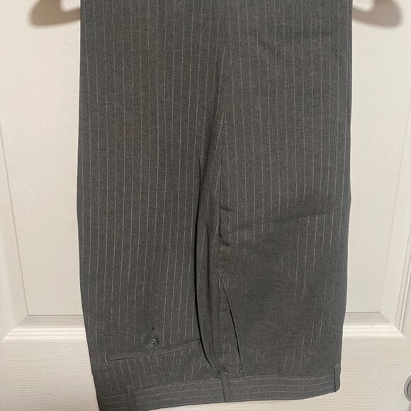 Men's VINTAGE Suit Gray Pinstripe NEW Reed St. James 40 Short 36x30 tag - Picture 4 of 7